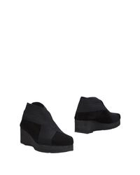 thierry rabotin ankle boots