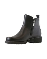 munro ankle boots