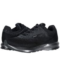 brooks levitate black