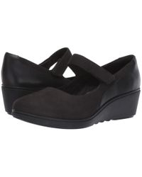 clarks wedge heel shoes