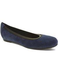 munro vicki ballet flat