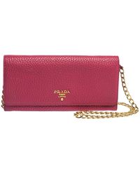 prada wallet on chain