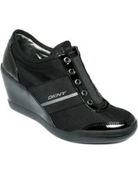 dkny wedge