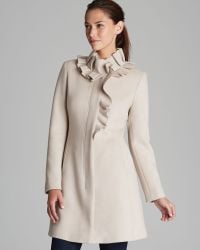Elie Tahari Coats for Women - Up to 70% off at Lyst.com