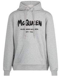 Herren Bekleidung Sport- und Fitnesskleidung Sweatshirts Training Alexander McQueen Synthetik Sweatshirt mit Logo-Print in Schwarz für Herren 