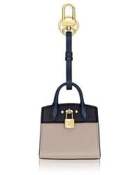 Louis Vuitton Bags for Women - Up to 28% off at Lyst.co.uk
