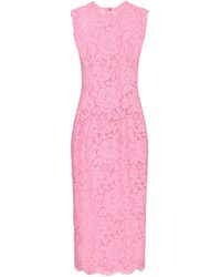 Dolce & Gabbana - Wadenlanges Kleid aus Stretch-Spitze mit Branding - Lyst