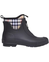 blue burberry boots