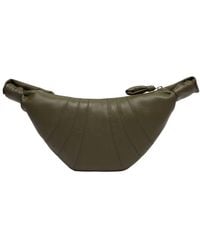 Lemaire - Kleine Tasche Aus Genarbtem Leder Croissant - Lyst