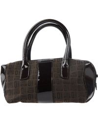 daks sling bag price