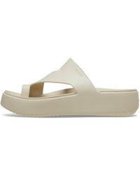 Crocs™ - | damen | getaway platform toe loop | sandalen | neutrals | 36 - Lyst