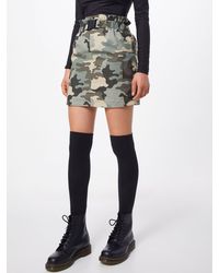 ONLY Rock 'ONLLENE CAMO SHORT SKIRT WVN' - Grün