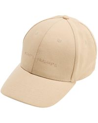 QS - Cap - Lyst