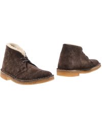 clarks flat ankle boots