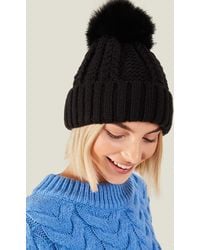 Accessorize - Classic Knitted Acrylic Faux Fur Pom-Pom Beanie Hat - Lyst