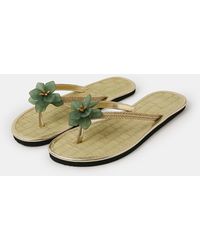 Accessorize - Flower Metallic Seagrass Flip Flops - Lyst