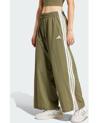 adidas - Pantalón Essentials Lifestyle Woven Parachute 3 Bandas - Lyst