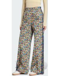 adidas - Pantalón Originals X Liberty London Wide Leg - Lyst