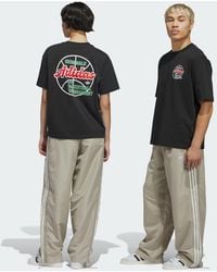 adidas - Pantaloni A Vento Da Basket Originals - Lyst