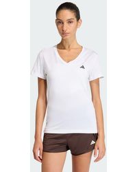 adidas - Camiseta De Entrenamiento Con Cuello De Pico Essentials - Lyst