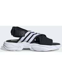 adidas slipper for ladies