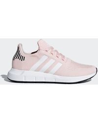 adidas swift run trace pink & grey shoes