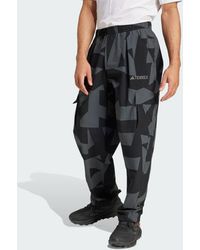 adidas - Terrex Xploric Cargo Joggers Printed - Lyst