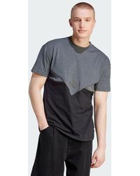 adidas - Adicolor Seasonal Reflective T-shirt - Lyst