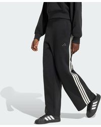 adidas - Kit 3-Stripes Wide Joggers - Lyst