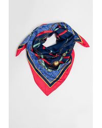 AKIRA - Hold Me Down Printed Scarf - Lyst