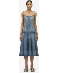 McQueen - Stonewash Midikleid Aus Denim - Lyst