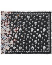 McQueen - Sciarpa Skull Con Stampa Coriandoli - Lyst