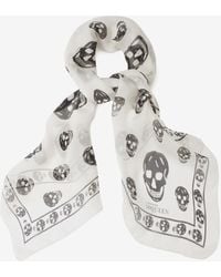 McQueen - Klassisches foulard aus seidenchiffon mit skulls - Lyst