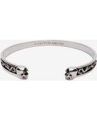 Alexander McQueen Twin Skull Bracelet - Metallic