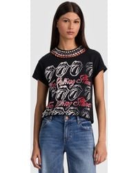 Alice + Olivia - Maxie Embellished Band Tee - Lyst