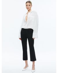 Alice + Olivia - Janis Low Rise Cropped Flare Pant - Lyst