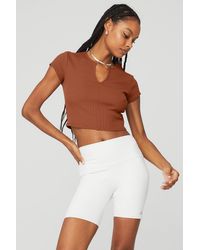 Alo Yoga Short-sleeve tops for Women - Up to 41% off at Lyst.com