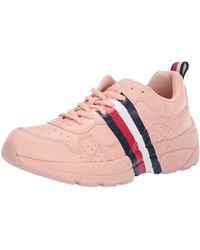 tommy hilfiger lenka