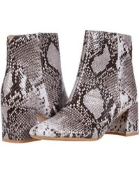 chinese laundry daria ankle boot