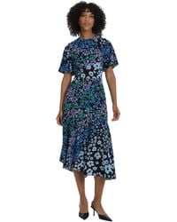 Maggy London - Short Flutter Sleeve Fit And Flare Dress With Asymmetric Hem Tier - Lyst