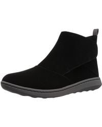 clarks step rose up boot