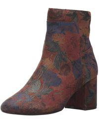 saylor grand bootie ii