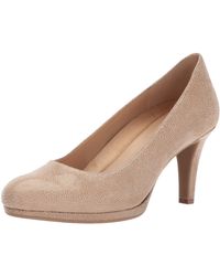 naturalizer michelle almond toe pump