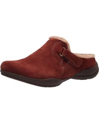 clarks red clogs