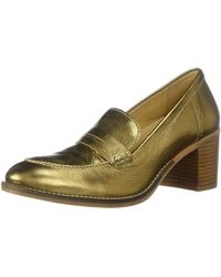 stilettos hush puppies