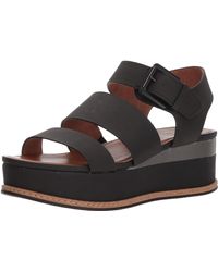 naturalizer black flat sandals