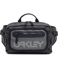 Oakley Holdalls and weekend bags for Men - Up to 30% off at Lyst.com
