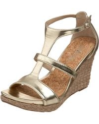 Kenneth Cole Reaction Kiss Or Dare Wedge Sandal,light Gold,8.5 M Us - Metallic