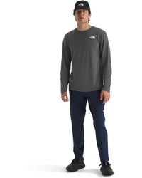 The North Face - 24/7 Long-sleeve Tee | Lightweight Athletic Shirt With Moisture Wicking Flashdry Technology & Heat Transfer Logo Anthracite Grey - Lyst