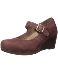 dansko women's sandra wedge pump